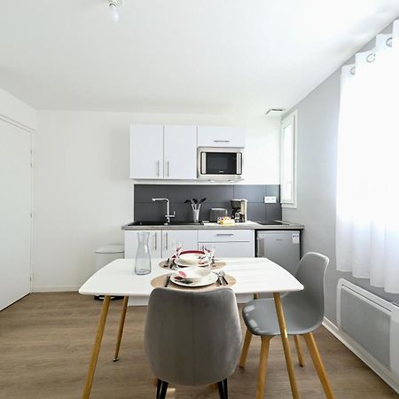 L'Ange Bleu - Appt A 25 Min Du Puy Du Fou Apartment Cholet Exterior photo